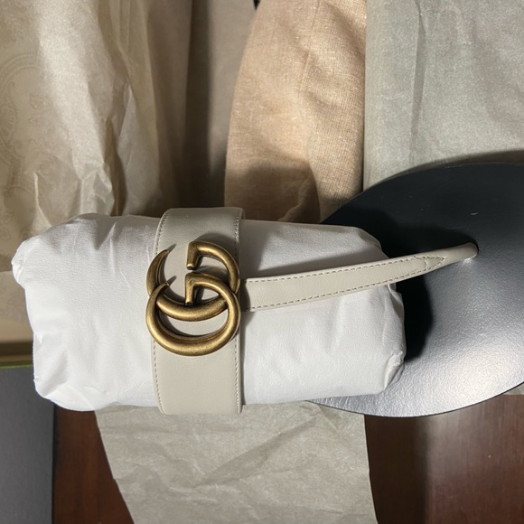 Leather Thong Sandal with Double G - Picture 3 of 4